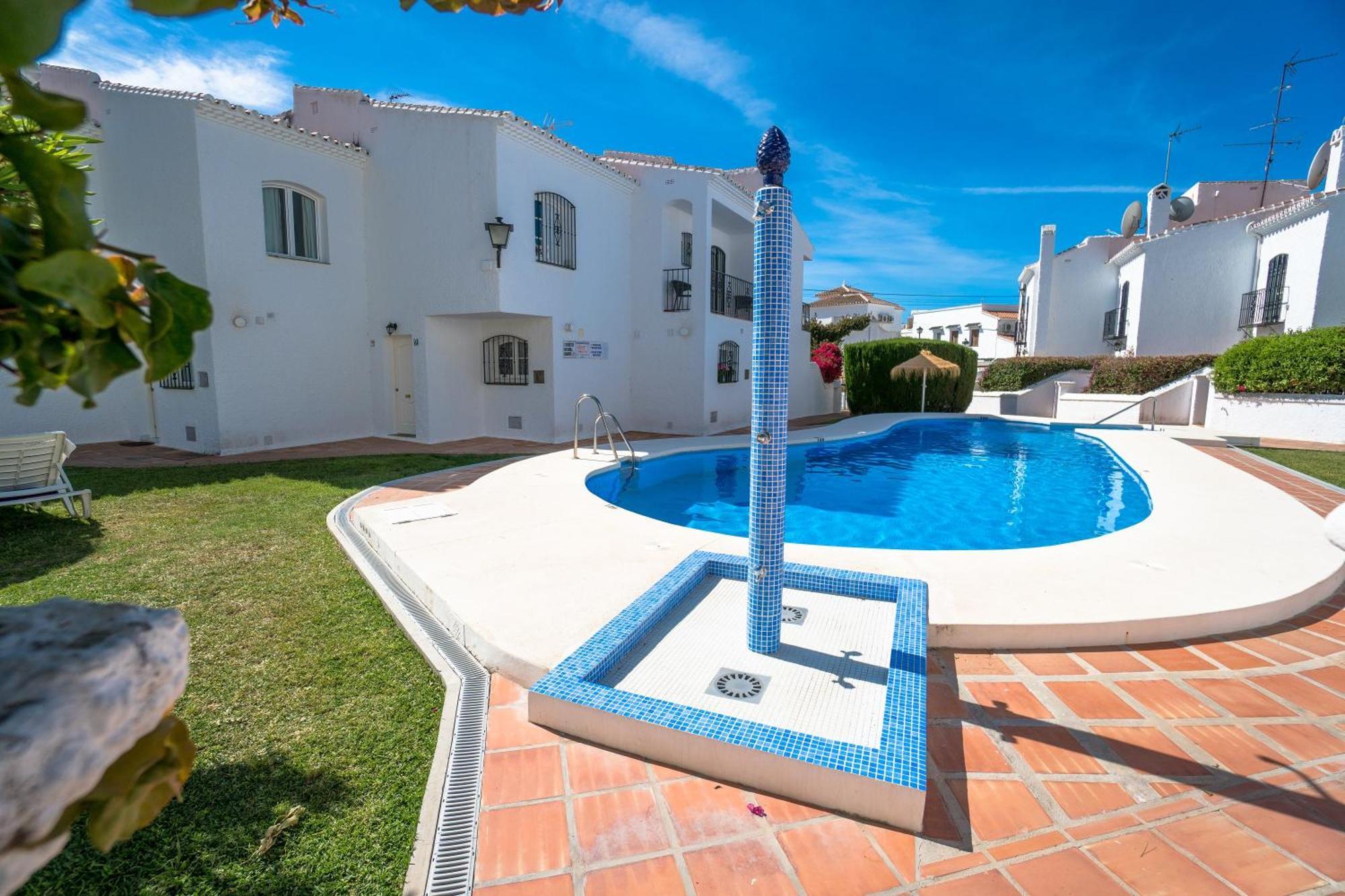 Los Pinos 19 Menyber Nerja Extérieur photo